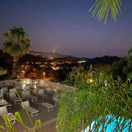 Bed & Breakfast El Dorado 4*