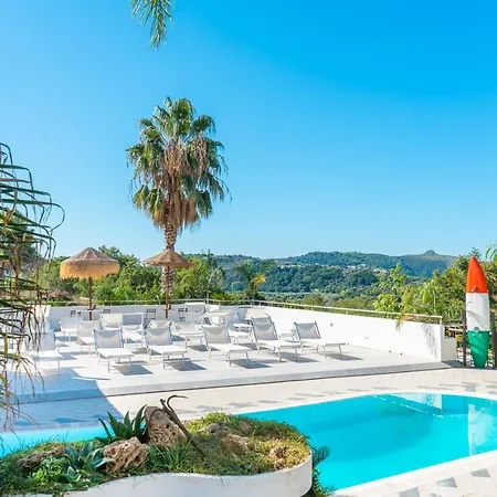 فندق مبيت وإفطار El Dorado بالينورو